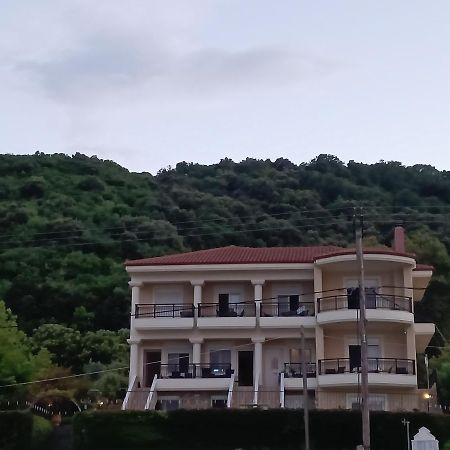 Perdikis Apartments - Paliouria Kokkino Nero Exterior photo